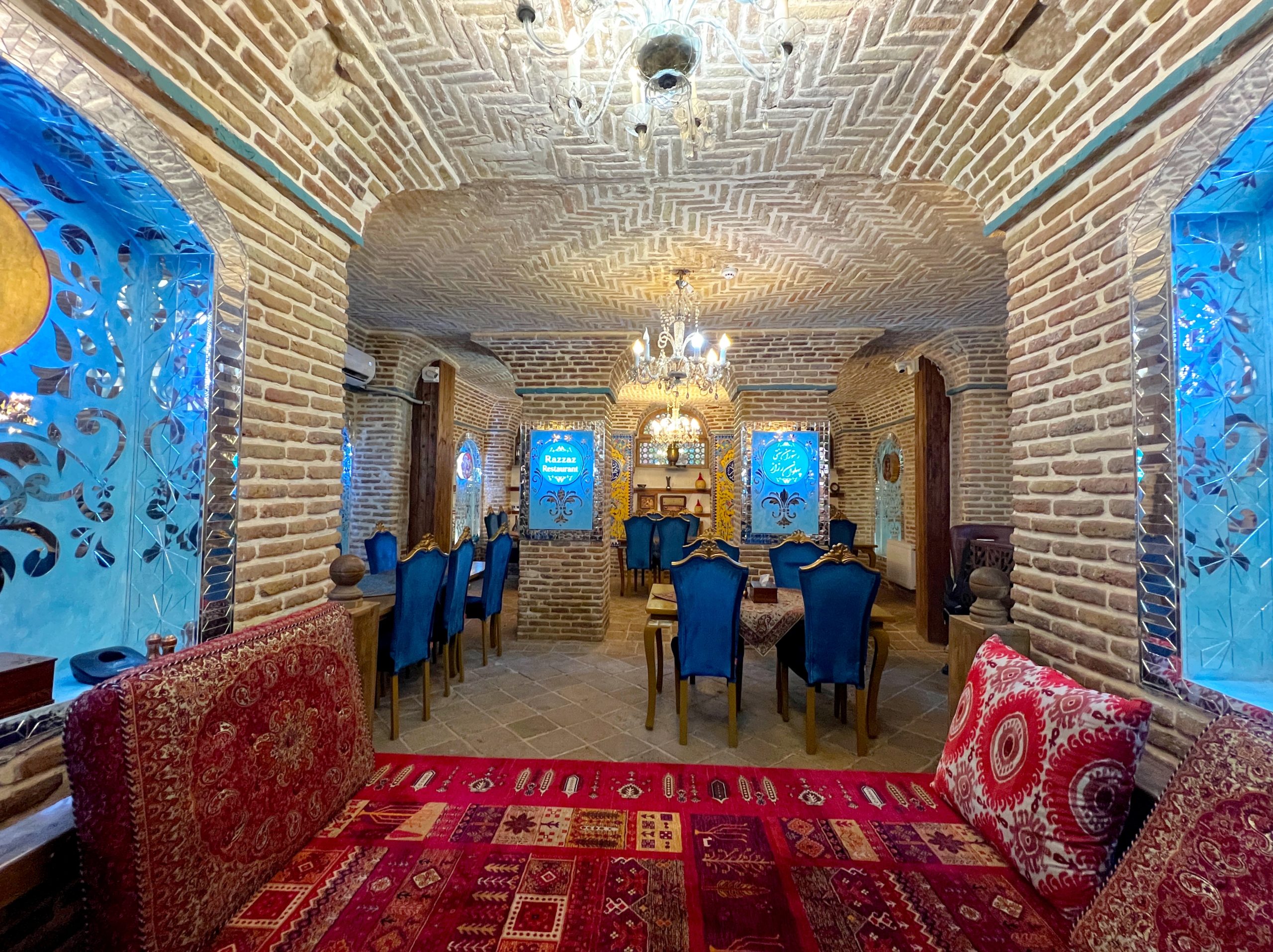 Lighting inside Razaz Restaurant