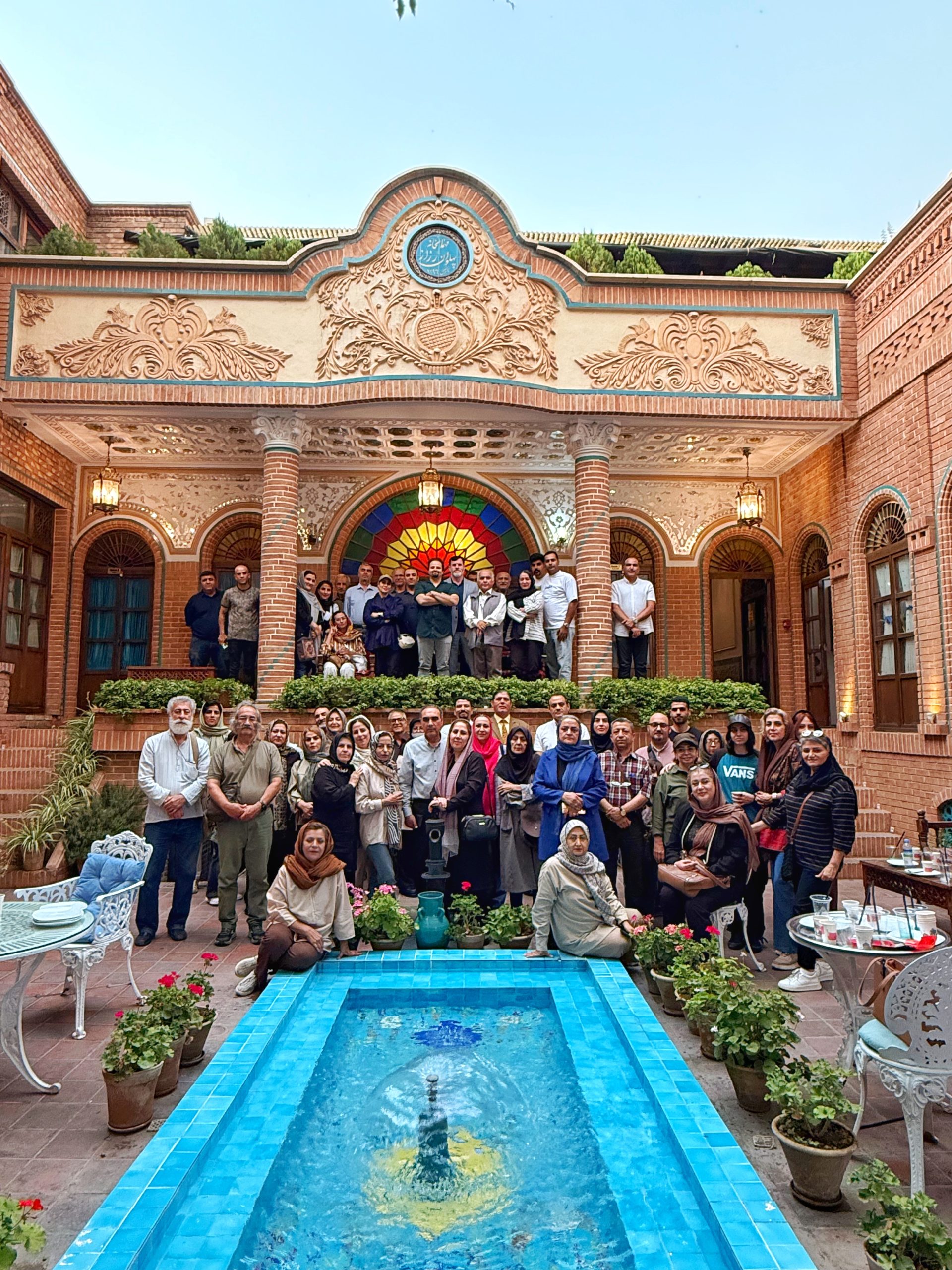 Friendly gatherings at Hotel Pahlevan Rezaz